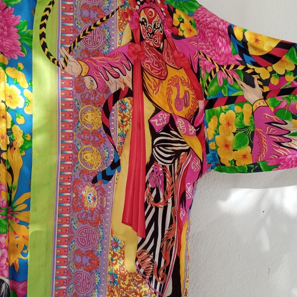 Gianni Versace atelier silk shirt - Picture 2 of 16